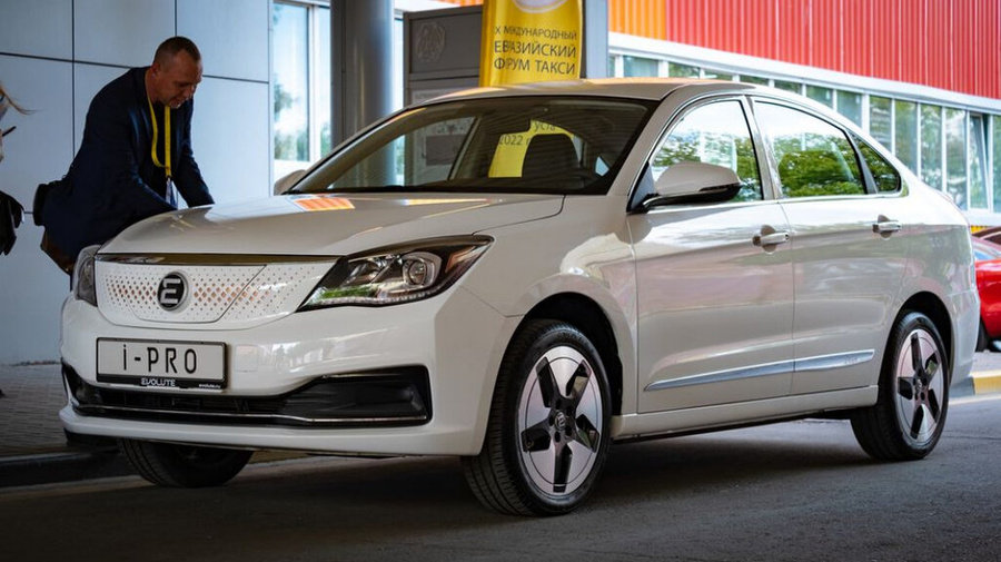 evolute-batareya-i-zaryadka